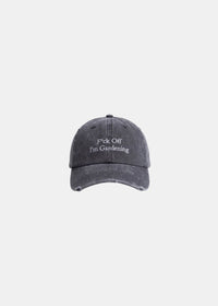 vue de face sur fond blanc de la casquette distress brams fruit grise