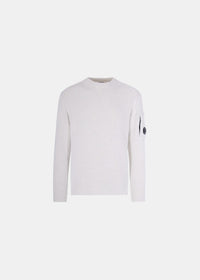 vue de face sur fond blanc du Pull en laine cp company vanisé chenille - Blanc