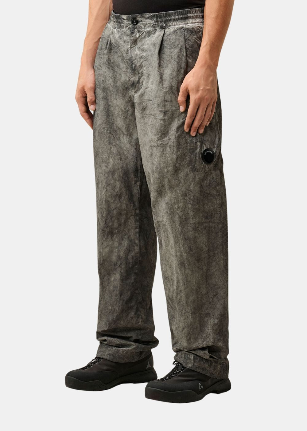 Pantalon cargo nylon mat  - gris