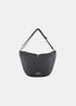 Vue de face de la besace A.P.C. en toile coton noire. Le sac présente une forme incurvée élégante, une fermeture par bouton pression argenté et l&
