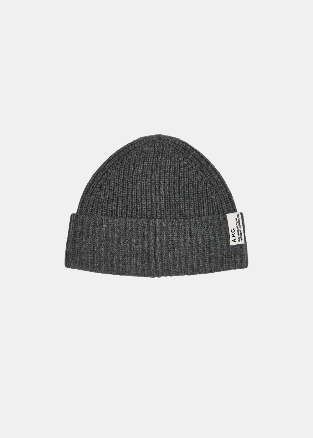 Packshot de face du bonnet en laine et cachemire côtelé gris chiné A.P.C. avec revers