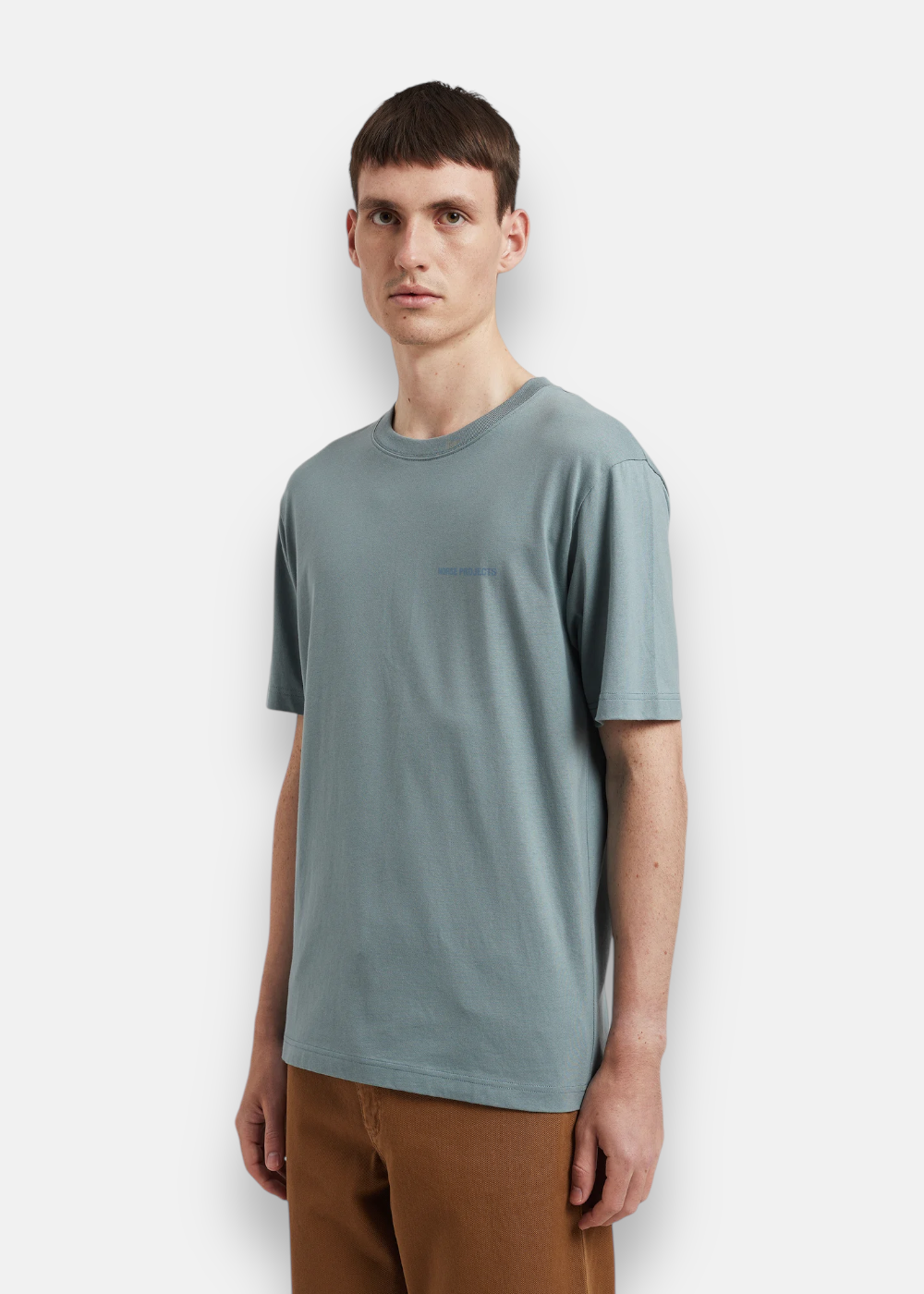 tshirt johannes logo nordique porté mannequin