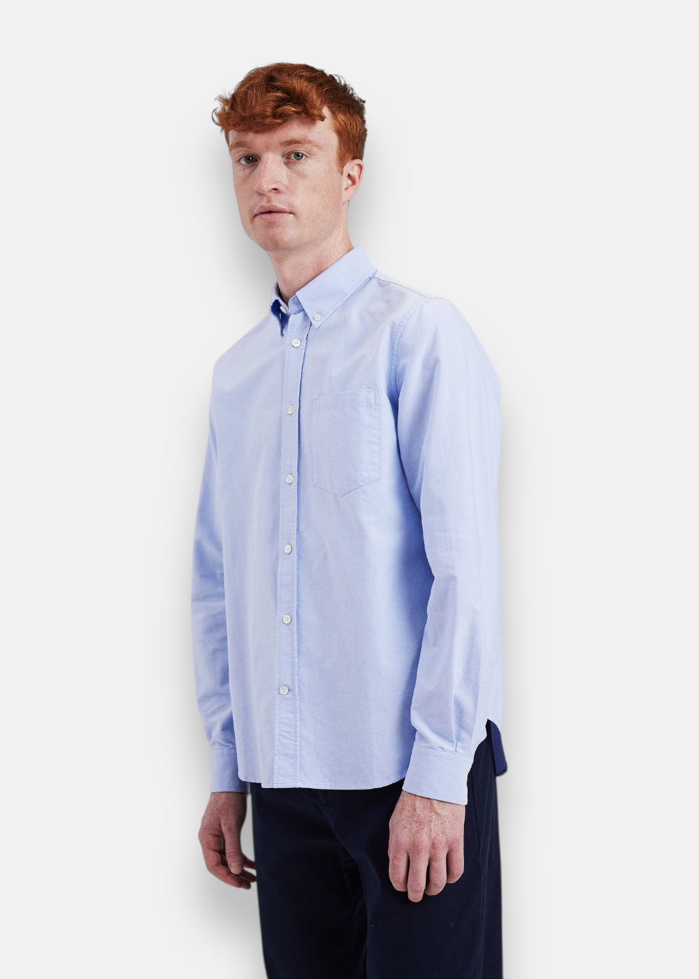 coupe portée chemise norse projects homme de profil