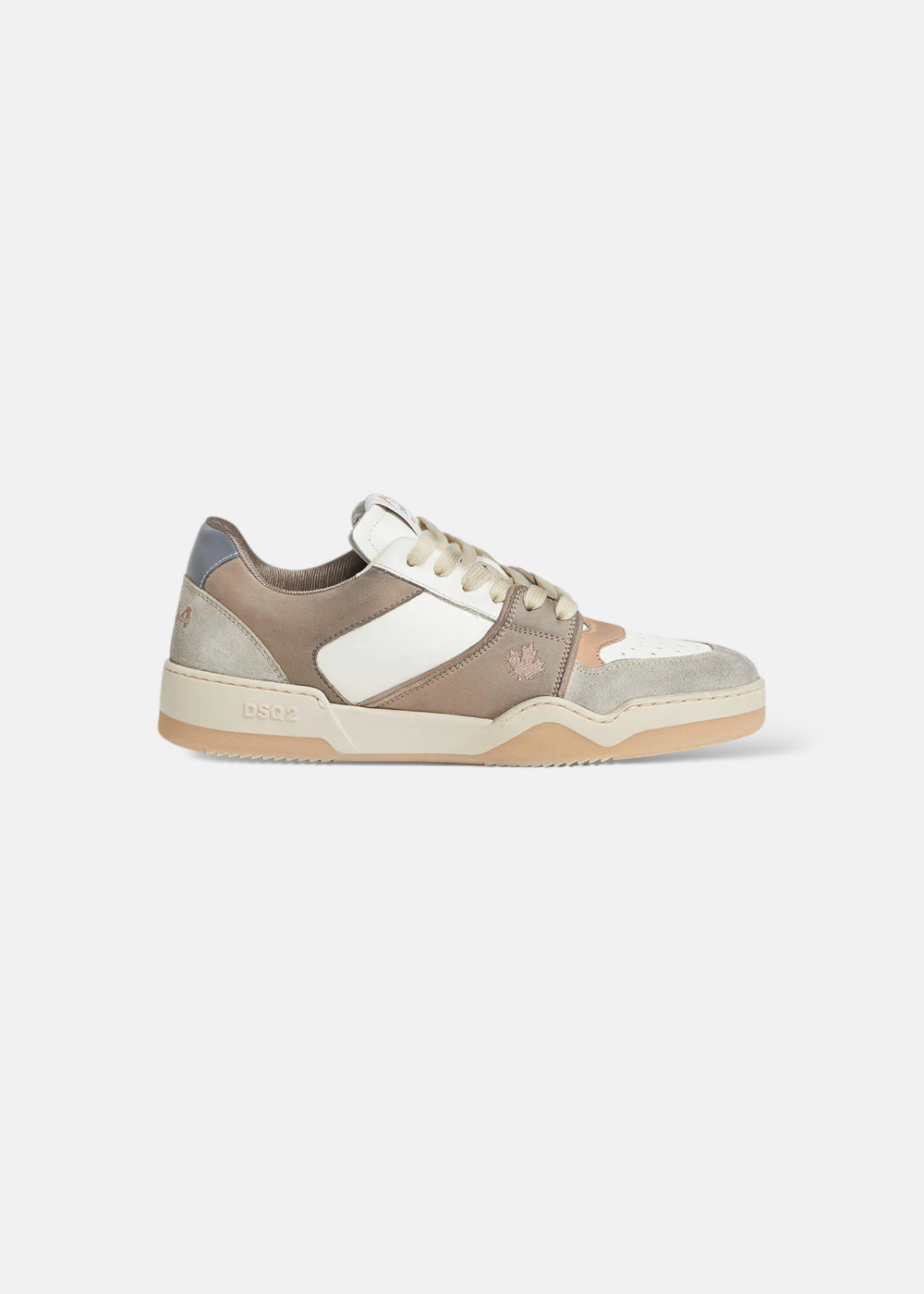 Vue latérale de la basket Dsquared2 Spiker en cuir off-white et daim taupe avec effet usé dirty.