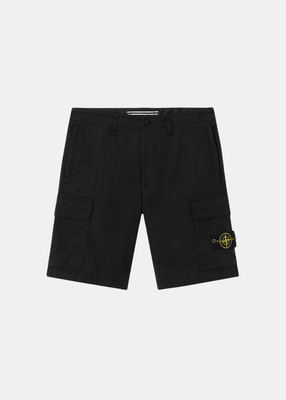 Bermuda cargo noir Stone Island en coton extensible avec poches latérales zippées et poches cargo.