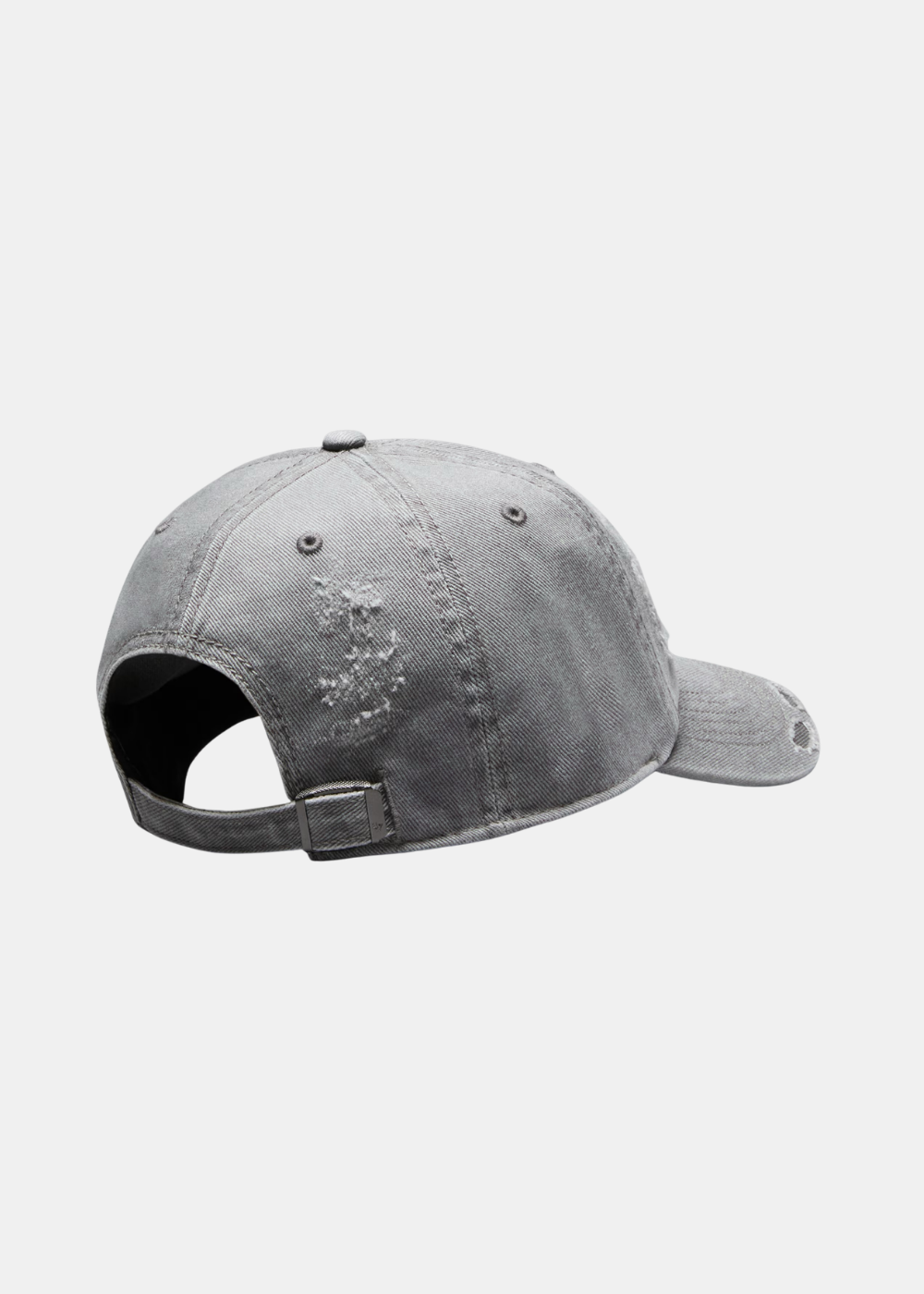 Vue arrière de la casquette Oakley '47 Reserve Distressed grise montrant la sangle d'ajustement métallique et les détails déchirés