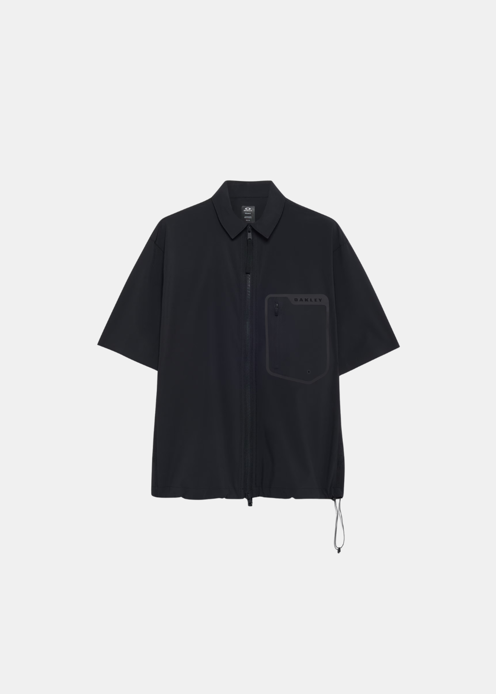 Chemise zippée noire Oakley Waterscape présentée de face à plat, avec col classique et logo discret.