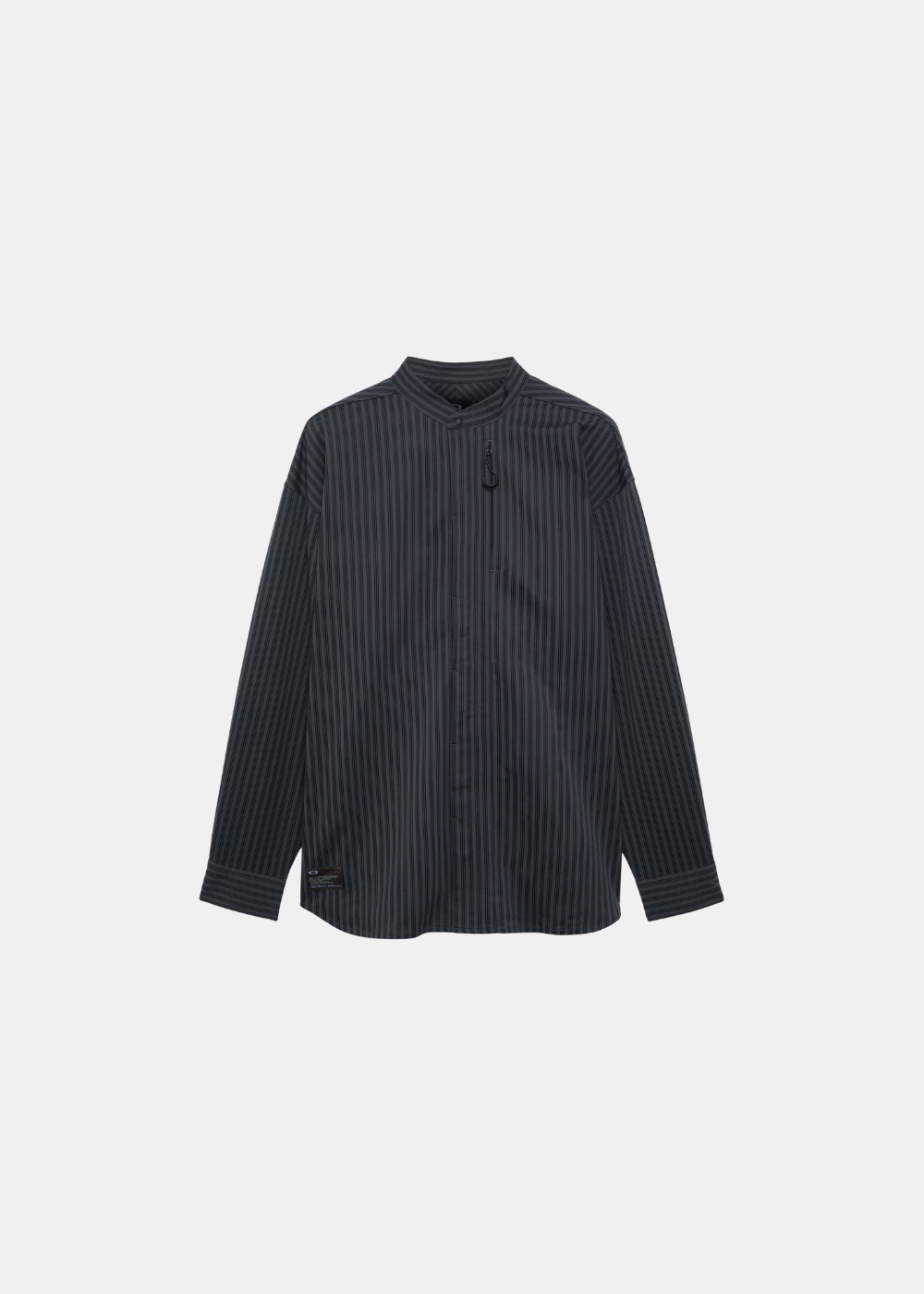 Packshot face de la chemise technique à manches longues Oakley FGL Fuel gris foncé à rayures verticales
