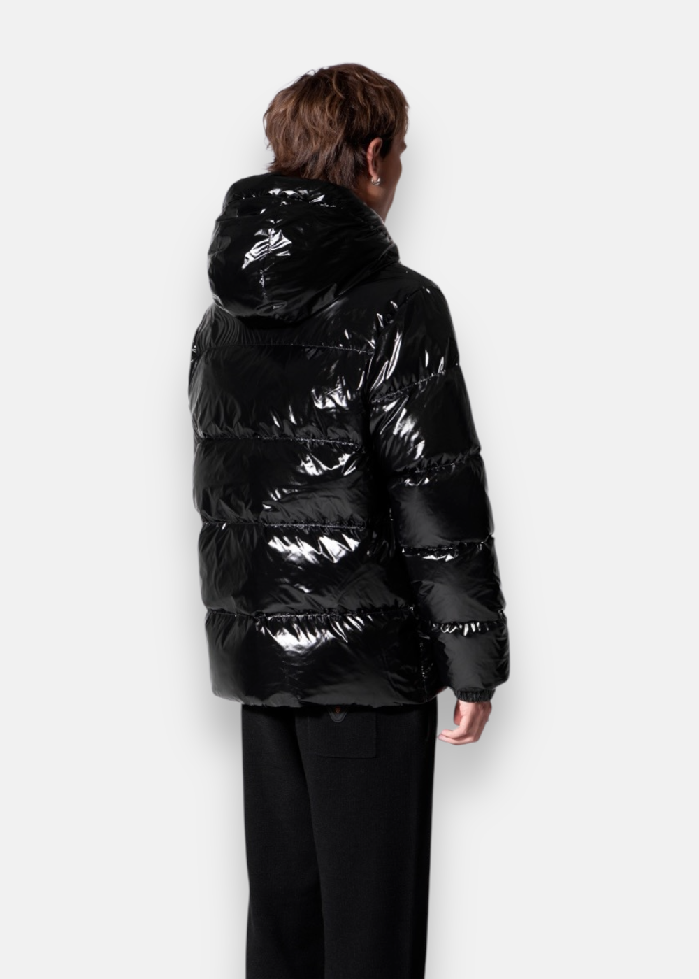 doudoune gertrude noir pour homme de dos sur un mmanequin