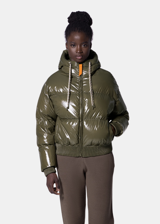 gertrude_doudoune_pour femme nine_kaki_1 portée de face
