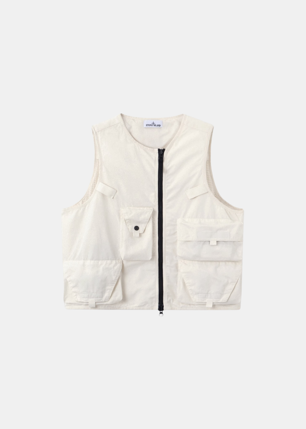 Gilet utilitaire Stone Island blanc en ripstop, vue de face avec zip central et multiples poches plaquées à rabat