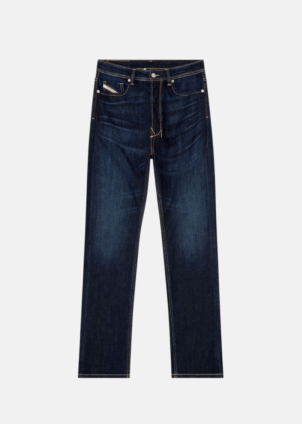Packshot de face sur fond blanc du jean denim bleu délavé Diesel 1985 Larkee en coupe droite regular.