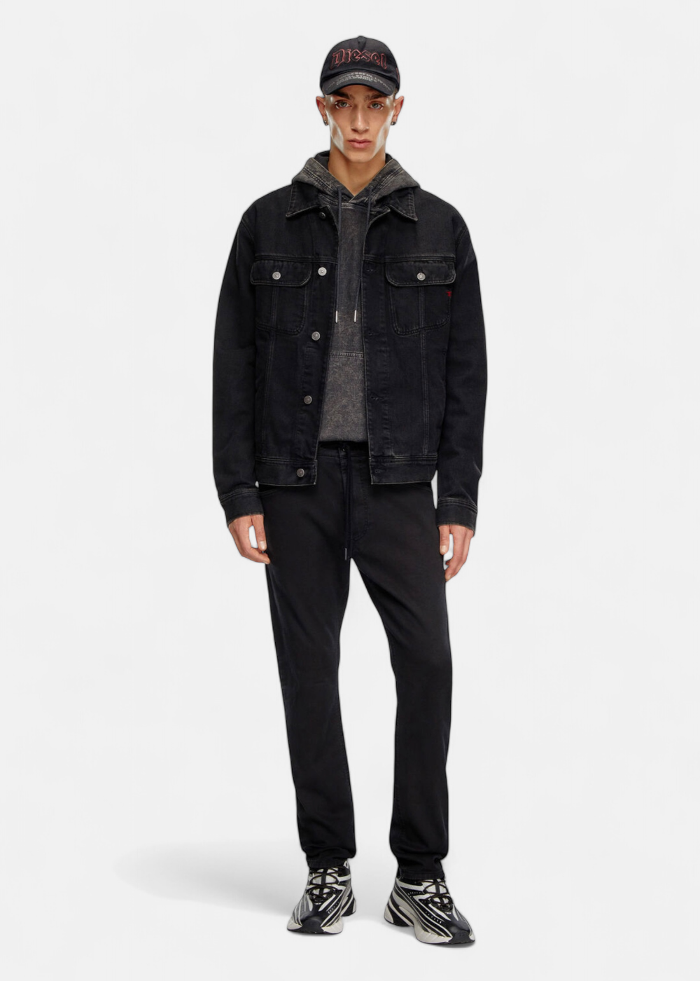 look total avec le diesel 2032 joggjeans noir pour homme