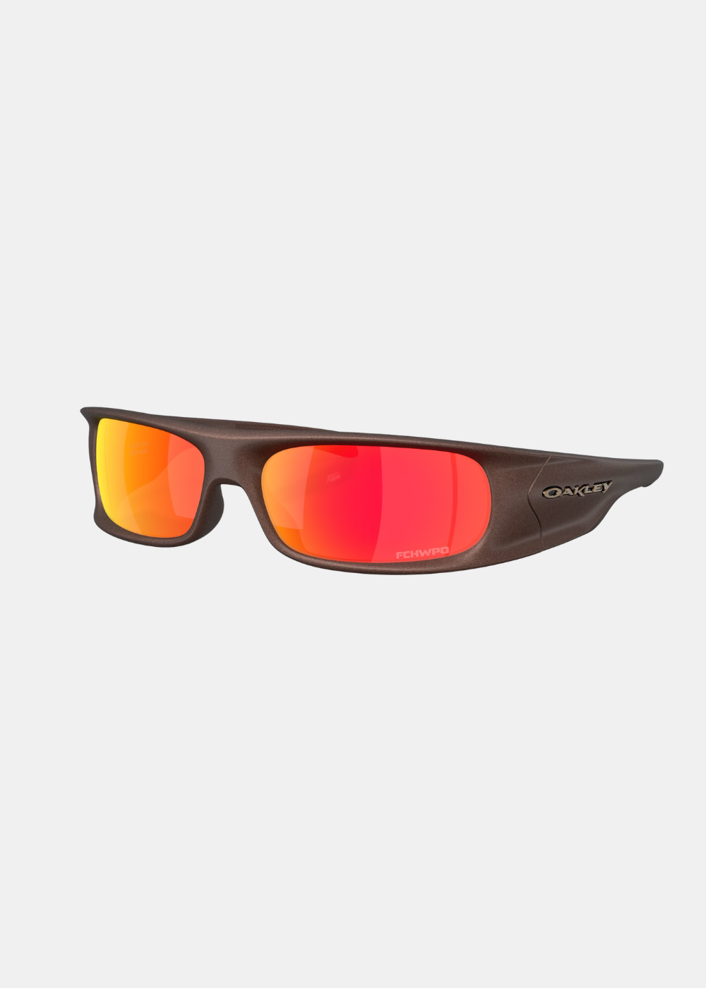 Lunettes Oakley Highland Jaylen Brown Signature marron avec verres miroirs orange et rouge, vue de trois-quarts.