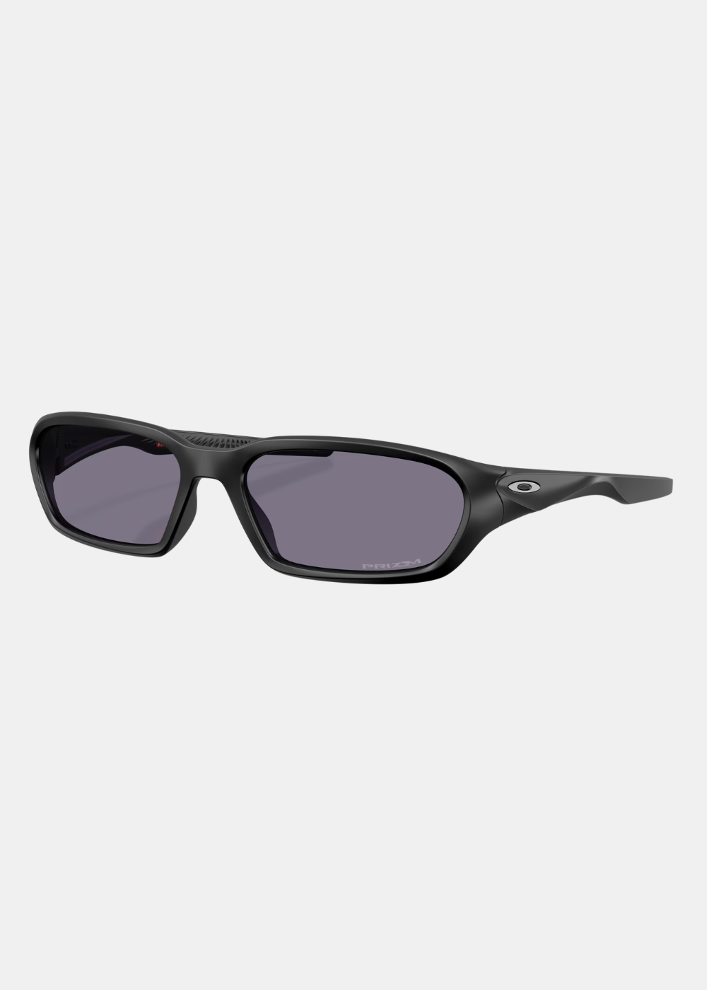 Lunettes Oakley Terraforma noir mat de trois-quarts avec verres miroirs gris Prizm et détails métalliques dorés sur les branches.