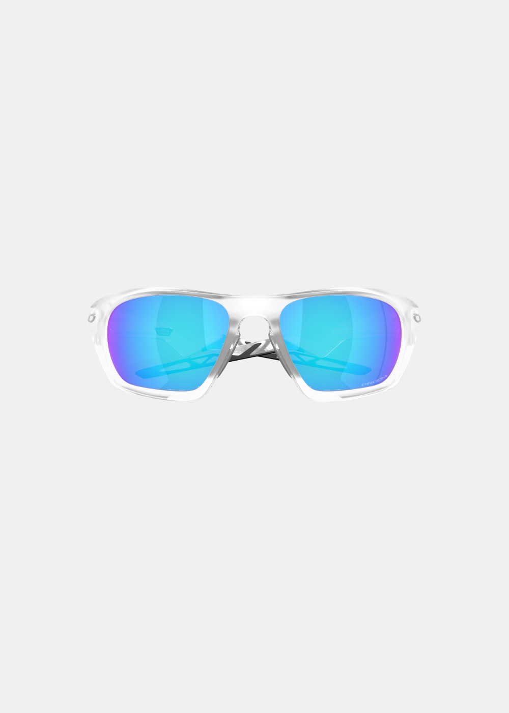 Packshot de trois-quarts face de lunettes de soleil Oakley Lateralis avec monture transparente et verres miroir Prizm saphir bleu