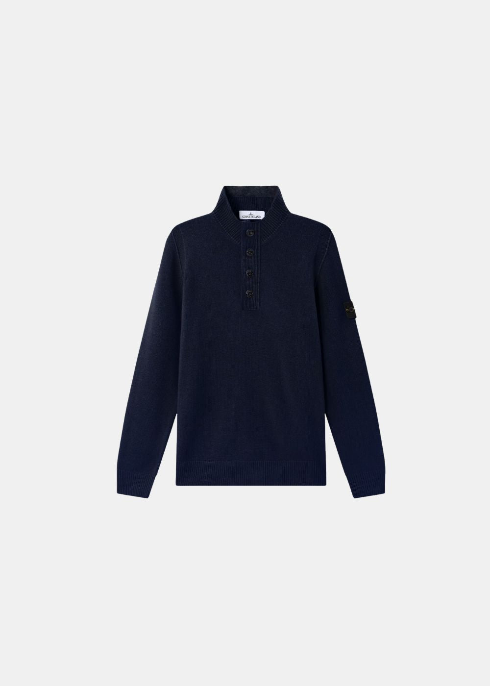 packshot de face du Pull stone island col montant zippé patte boutonnée - marine