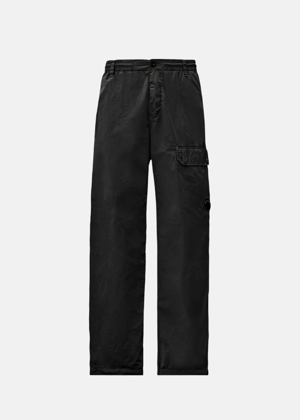 Pantalon cargo technique noir pour homme posé à plat, vue de face