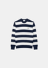 Packshot du pull en maille rayé bleu marine et blanc Lacoste avec col rond et logo crocodile