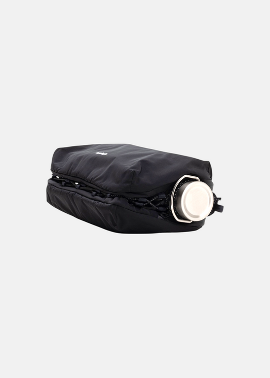 photo de la sacoche topologie taille L avec une gourde rangée a l'interieur