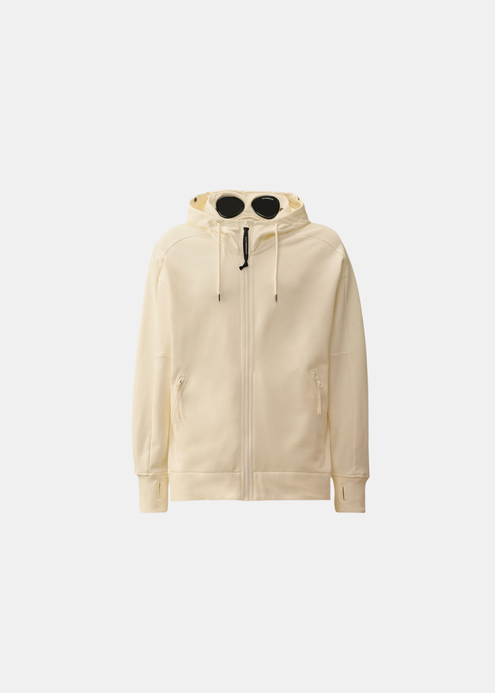 Packshot de face du sweat blanc cassé C.P. Company avec lunettes intégrées sur la capuche.
