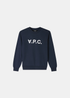 Sweat en coton bio bleu marine APC VPC avec grand logo blanc imprimé sur la poitrine, présenté à plat