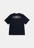 Vue arrière du t-shirt Homme Norse Projects marine avec grand imprimé blanc en arche.