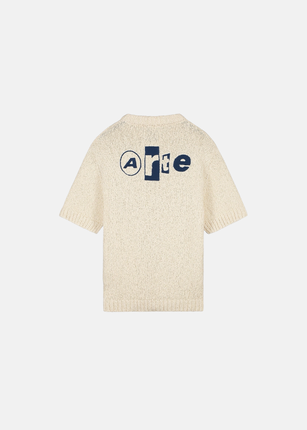 Vue arrière du t-shirt en maille beige Arte Antwerp avec manches courtes et logo graphique bleu au dos.