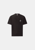 Packshot du t-shirt noir à manches courtes C.P. Company avec petit logo graphique blanc sur la poitrine