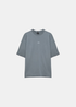 T-shirt Oakley Latitude Veil gris ciment présenté de face à plat avec logo central minimaliste.