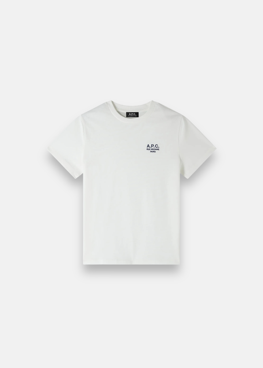 T-shirt blanc A.P.C. Standard Rue Madame en coton épais avec broderie au cœur sur fond neutre.
