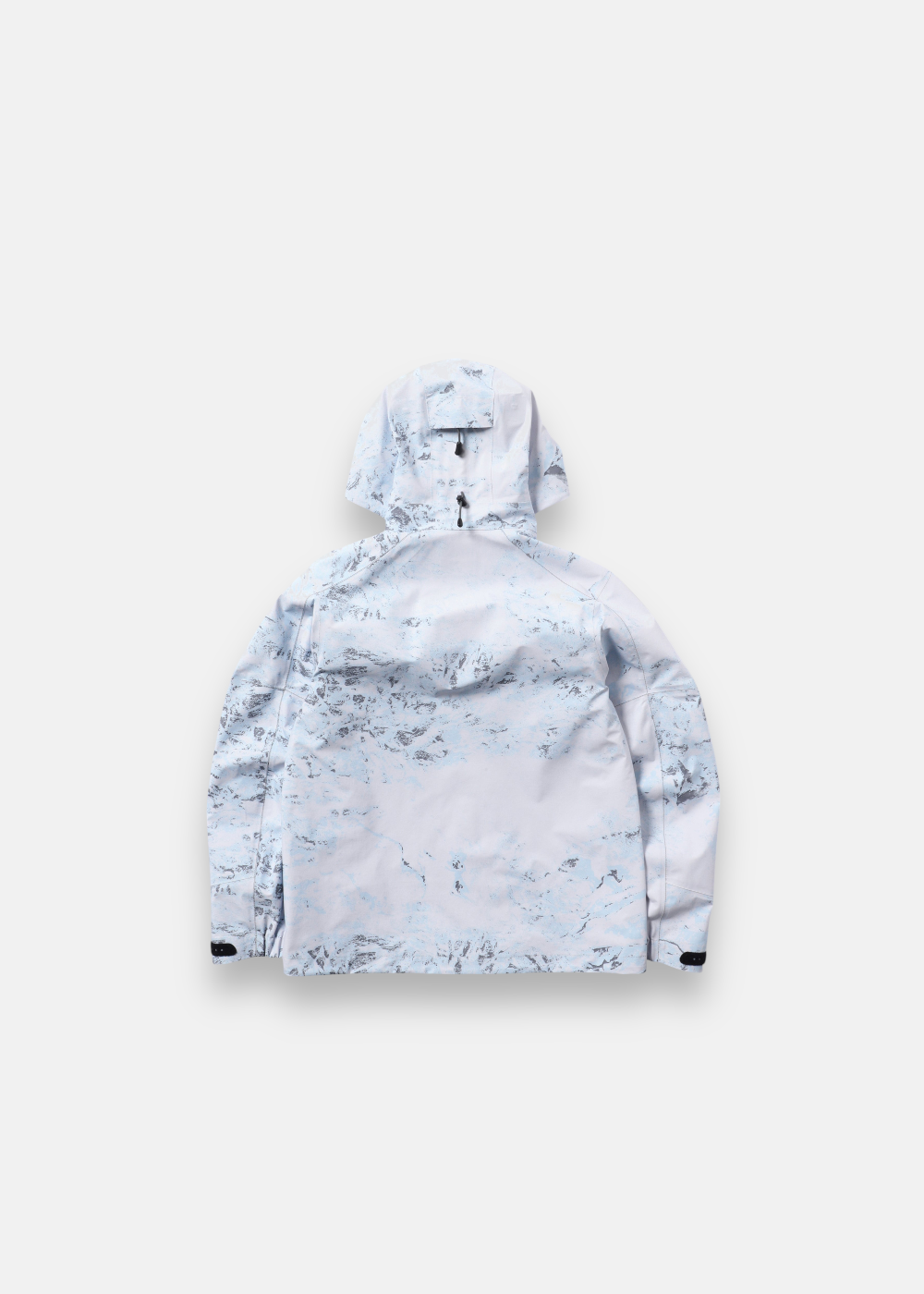 Dos de la veste And Wander PERTEX SHIELD imprimée, montrant la capuche et le tissu 3 couches.