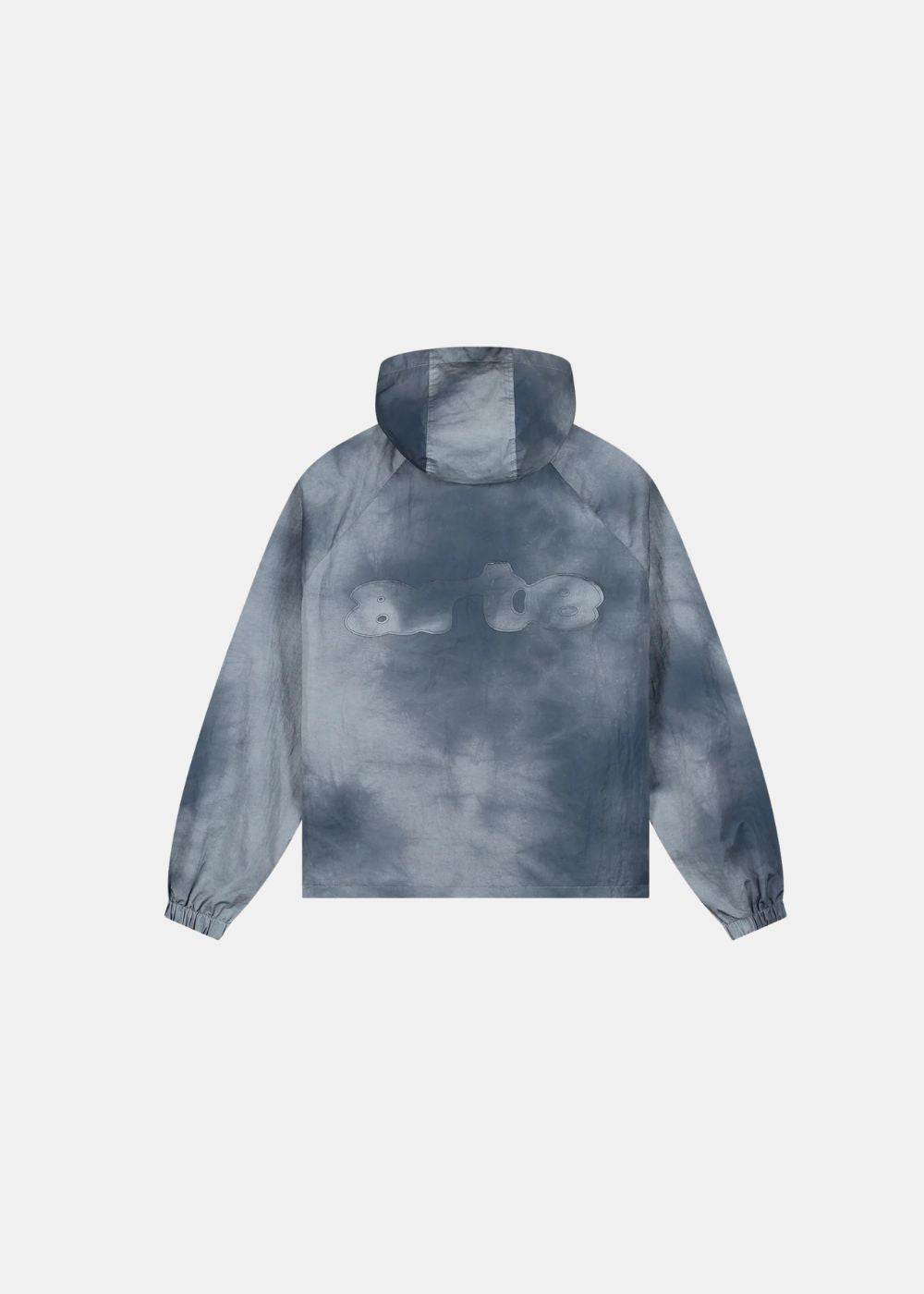 Packshot de dos de la veste Arte bleu gris montrant le logo Arte brodé en relief au centre.