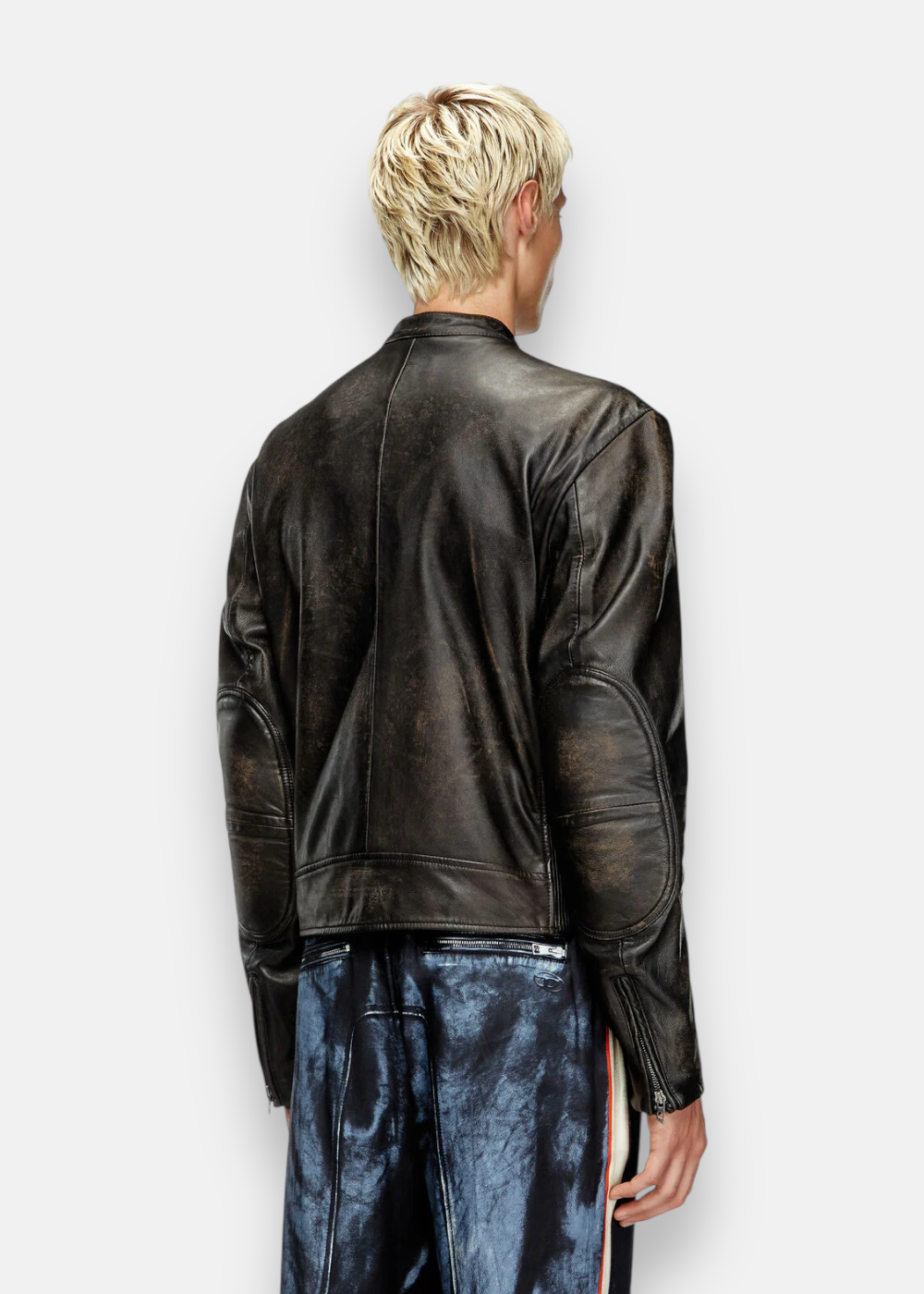 vue de dos de la veste en cuir Diesel style motard effet vieilli