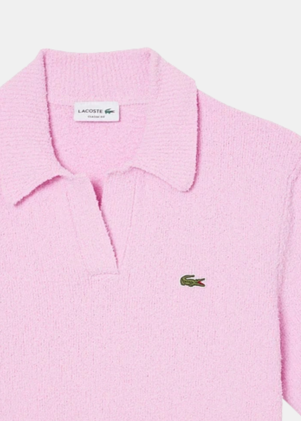 zoom sur l'étiquette du Polo Lacoste en Maille bouclée coloris rose