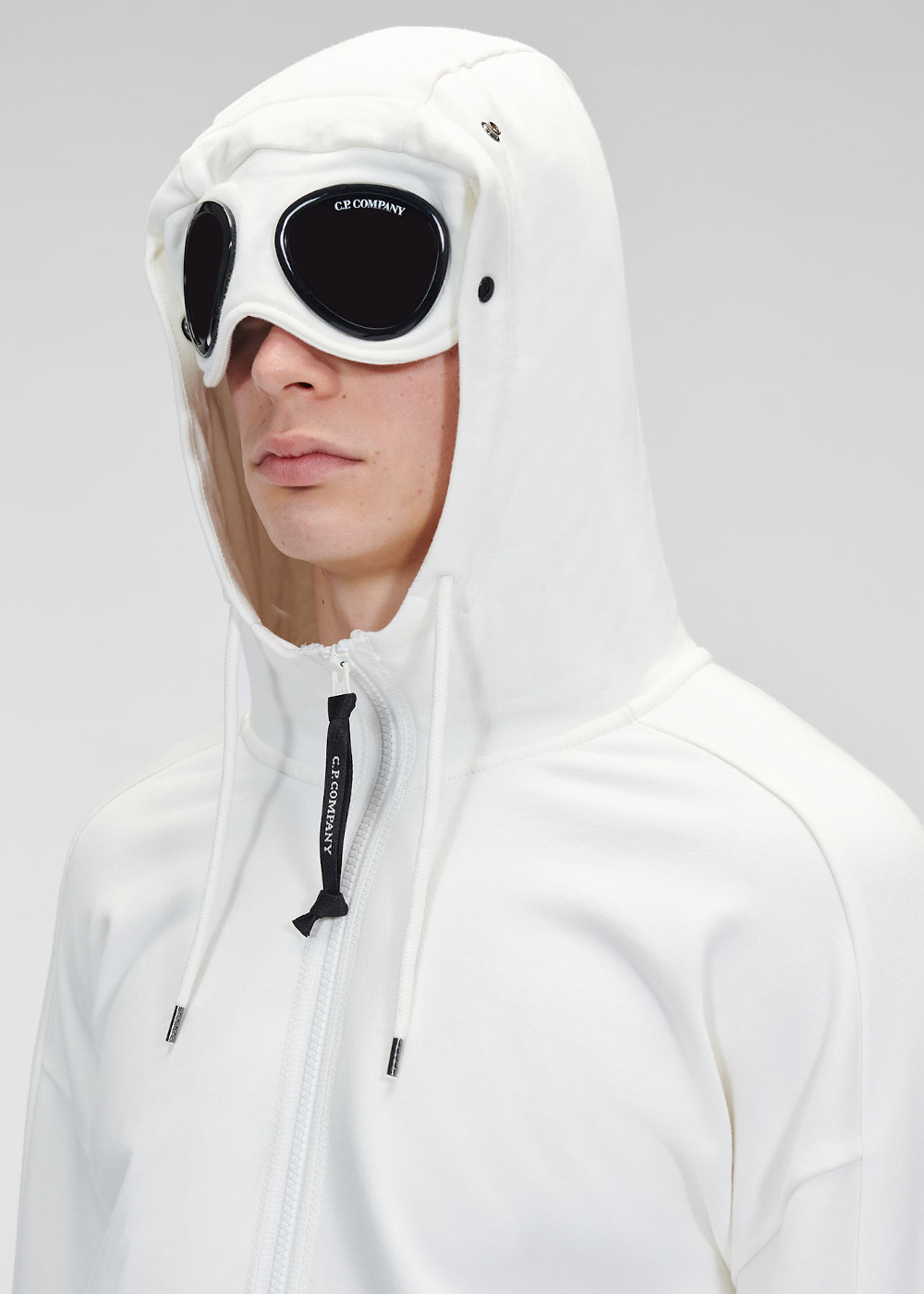 capuche lunette blanche cp company