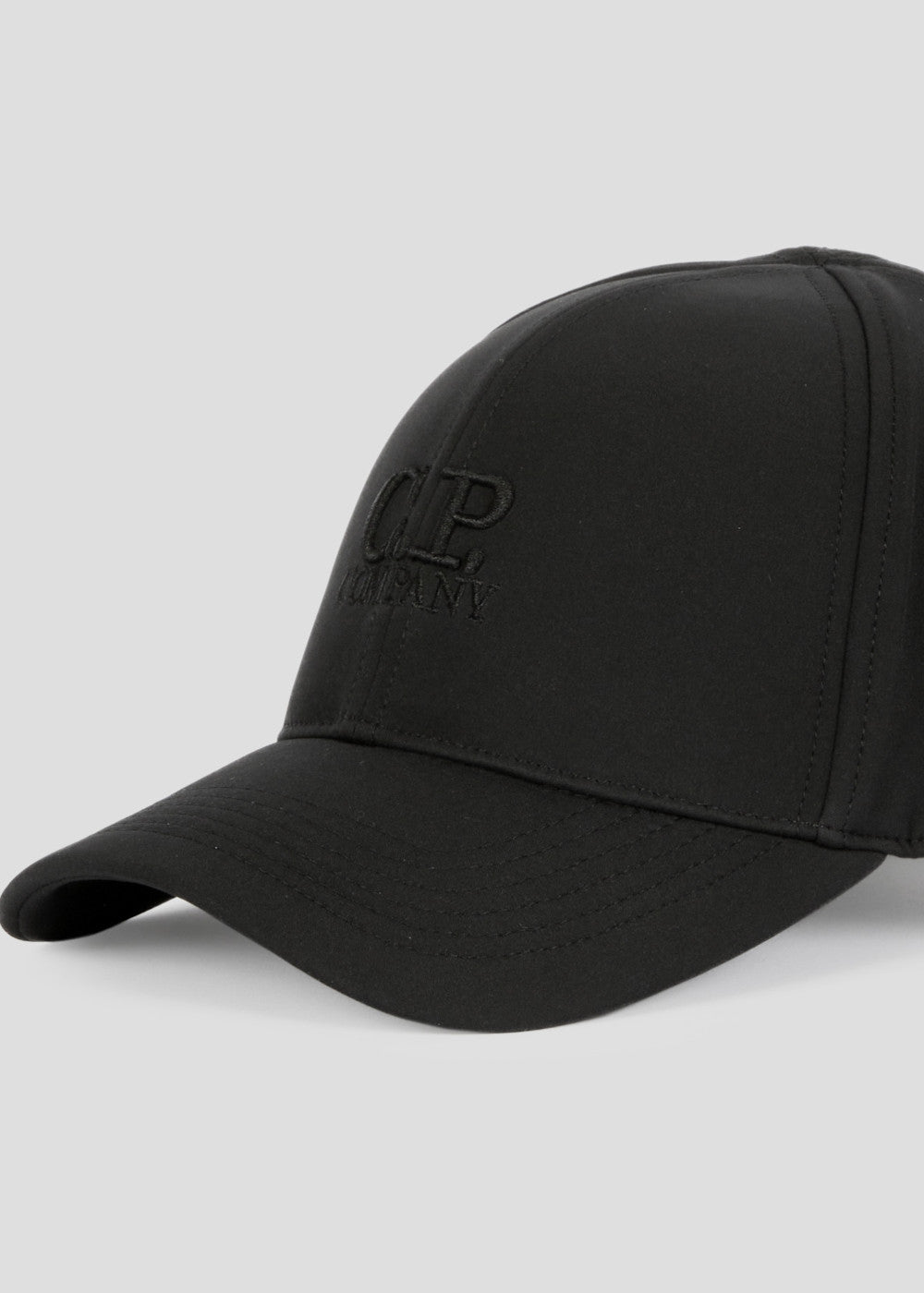 detail de la casquette cp noire